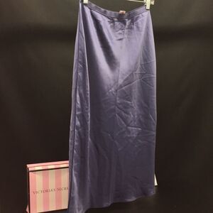 New victoria secret skirt